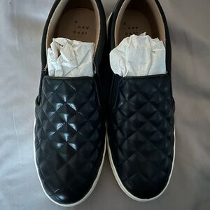 A New Day woman’s Quilted Black Slip-On Shoes